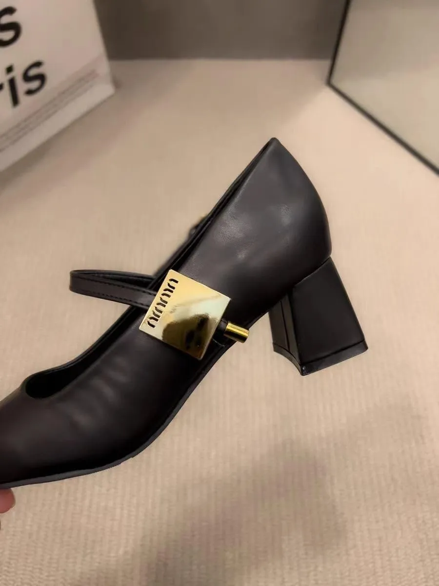Women's French Style Pointed Toe Mary Jane Shoes - Vintage Chunky Heel Elegant High Heels with a Touch of Sophistication