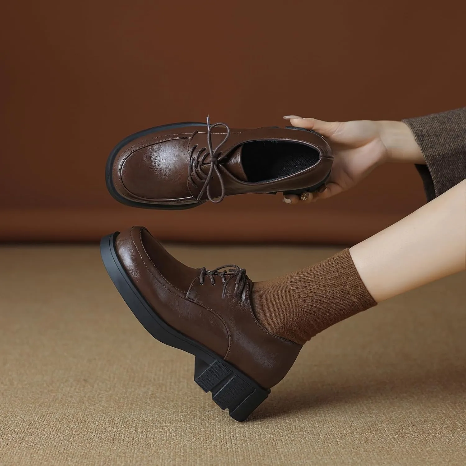 Womens Lace up Pumps Fashionable Round Toe Oxfords with Block Heel