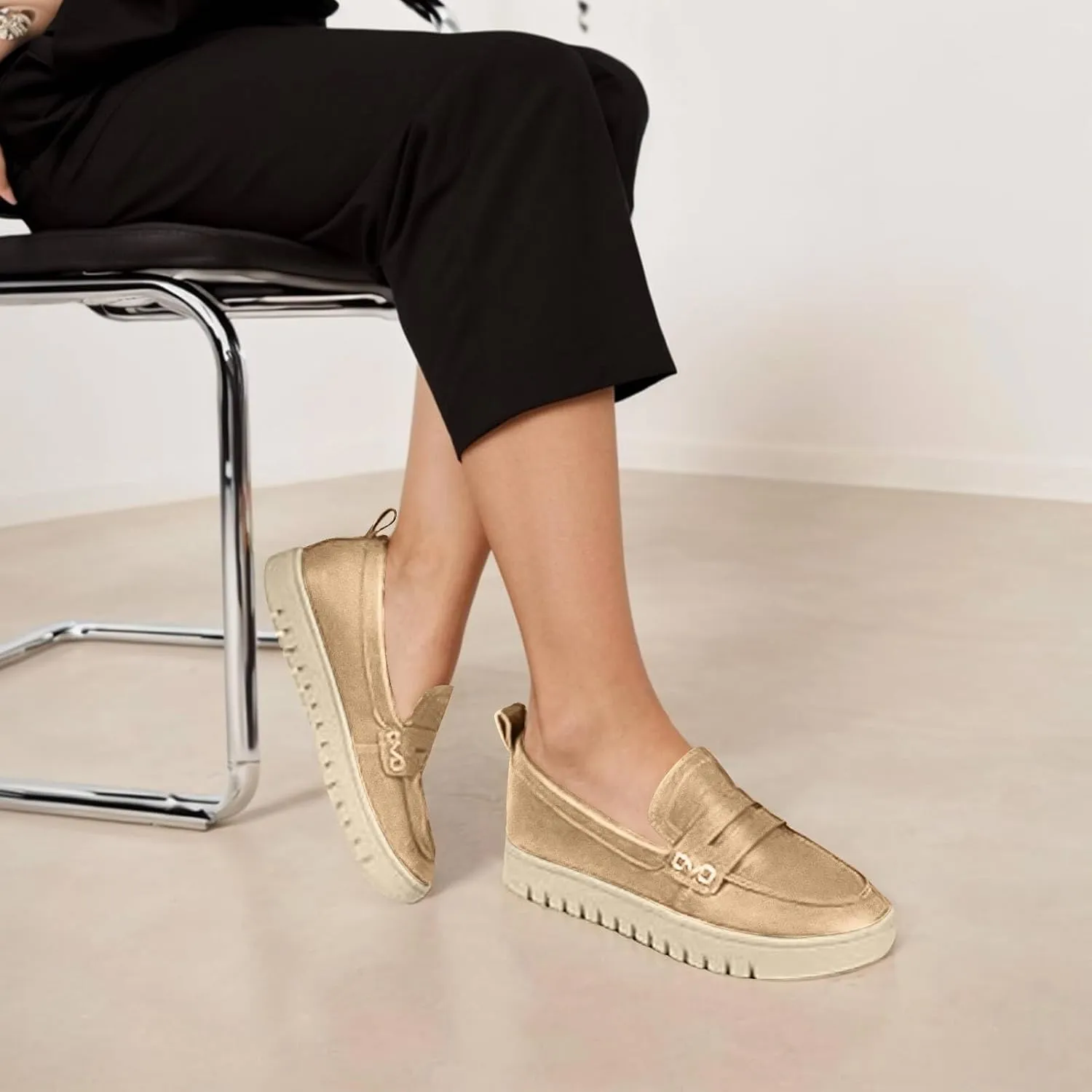Women's Leather Loafers Flats Slip-ons Shoes Fashion Comfort Casual Lightweight Loafers