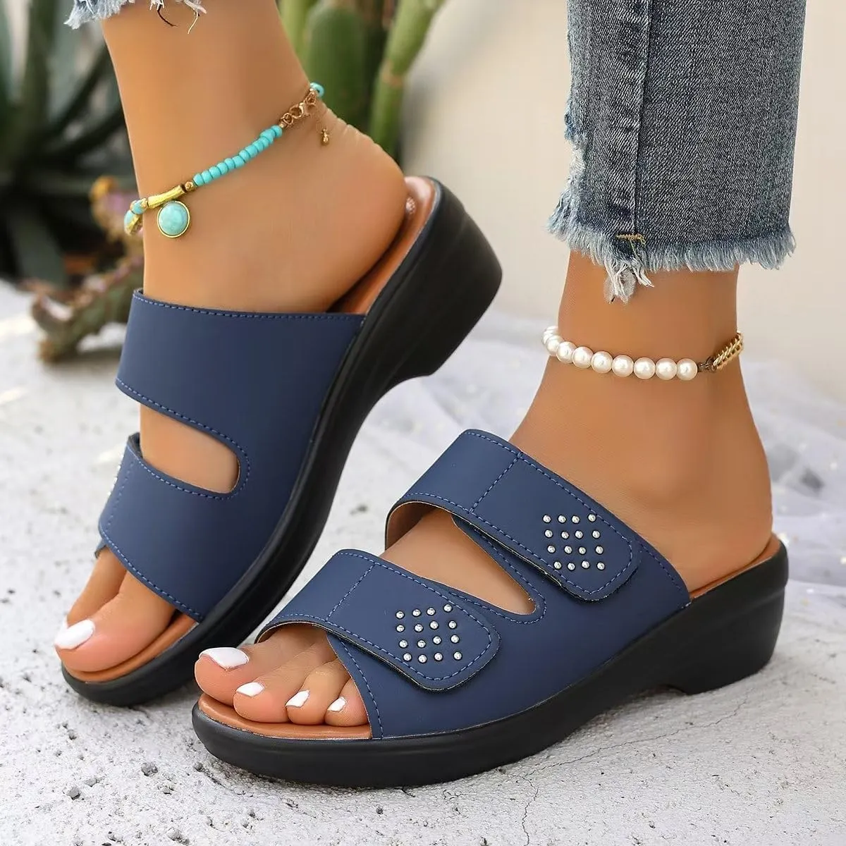 Womens Low Wedge Sandals Fashion Slip on Slides Comfort Indoor Outdoor Arch Support Sandal Trendy Casual Beach Shoes