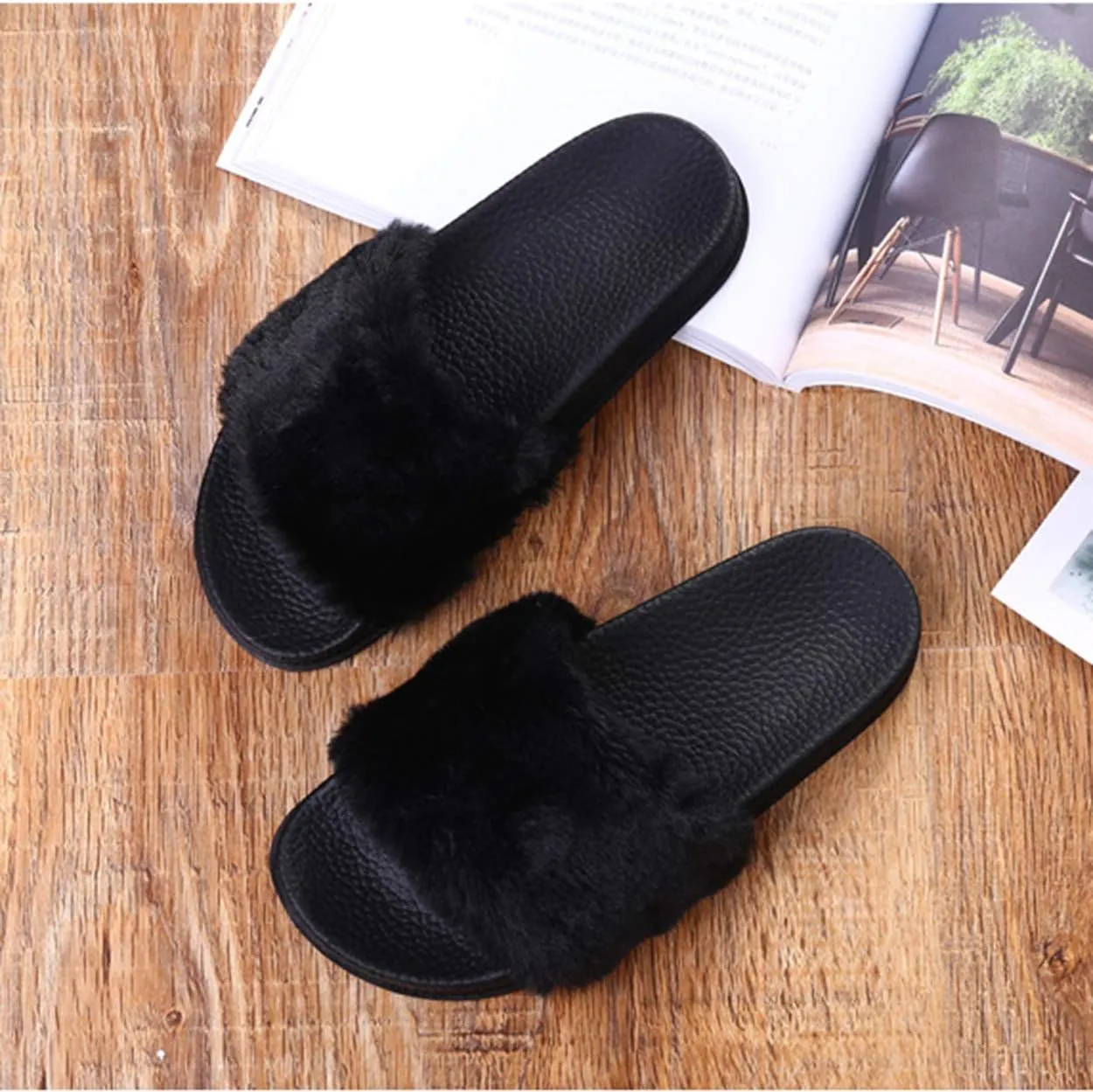 xsby Women's Soft Faux Fur Flat Slide Sandals Comfortable Slipper